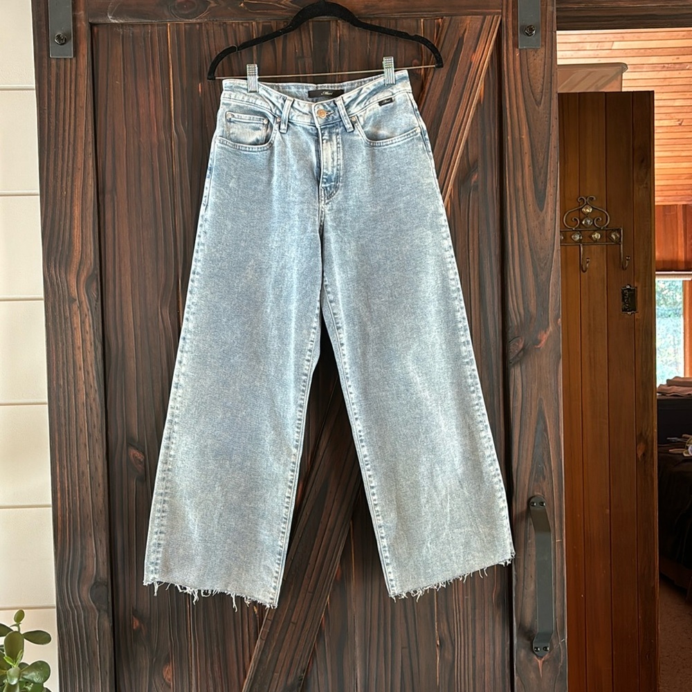 BRAND NEW. Mavi jeans